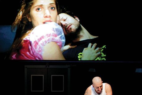 970874_22744439_460x306