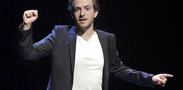 Michaël Hirsch dans pourquoi ?, De Michaël Hirsch, Ivan Calbérac, Mise en scène Ivan Calbérac, Avec Michaël Hirsch, Studio Hébertot (Paris), 15 juin 2015, © Fabienne Rappeneau