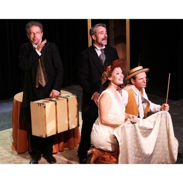 mais-n-te-promene-donc-pas-toute-nue--1